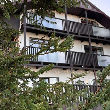 Aparthotel "Mayak Yablunytsia" 외부 사진