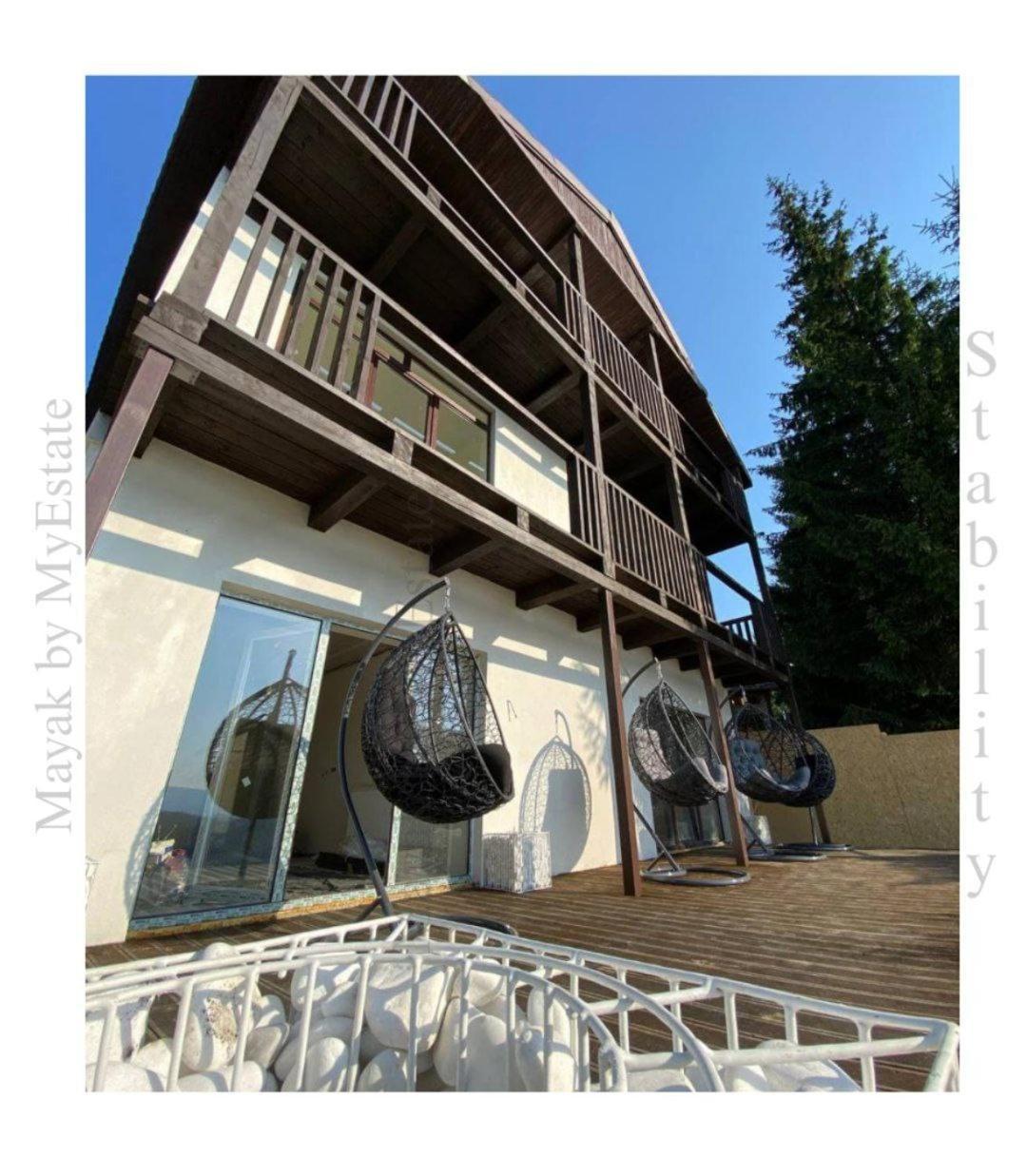 Aparthotel "Mayak Yablunytsia" 외부 사진