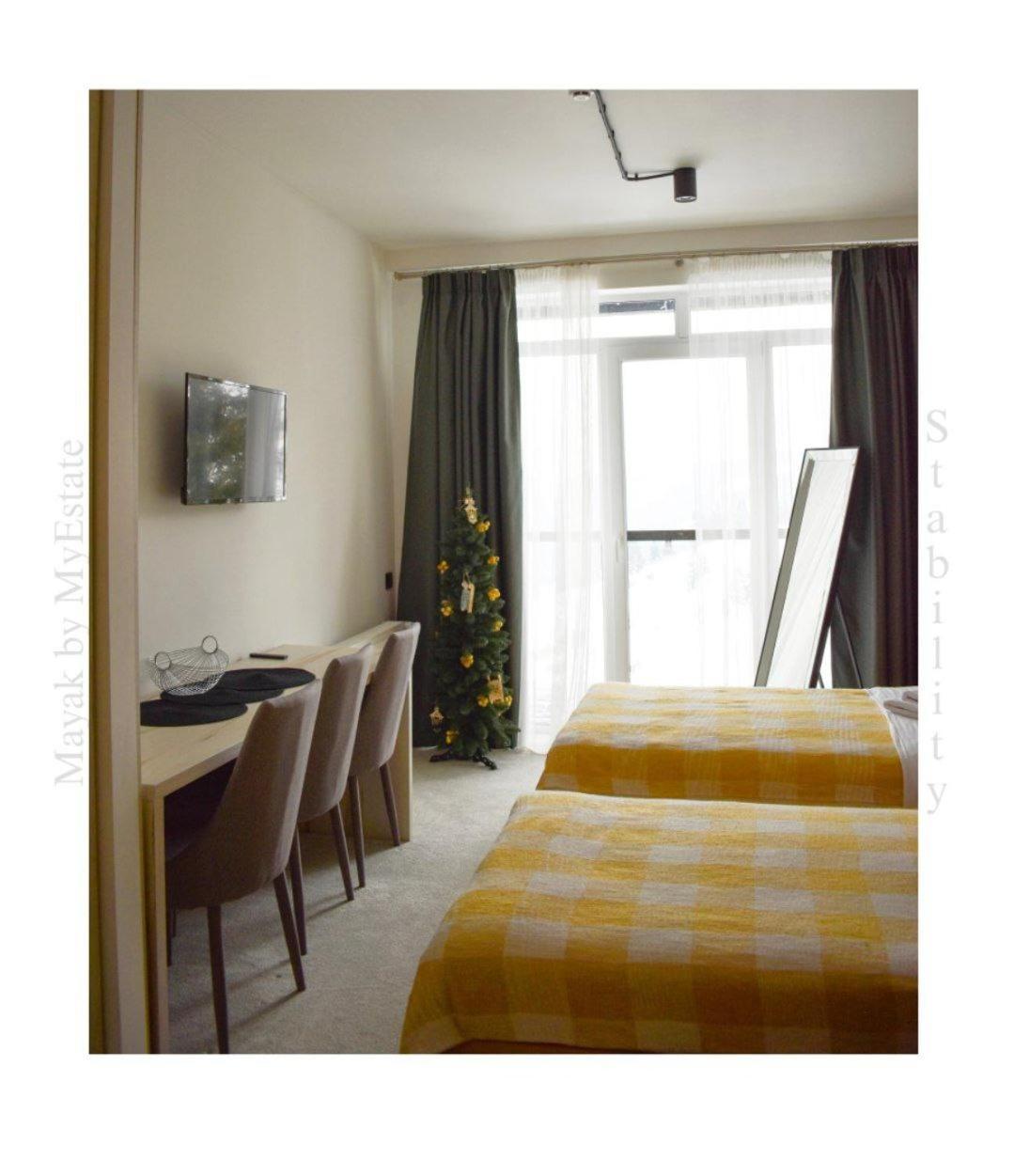 Aparthotel "Mayak Yablunytsia" 객실 사진